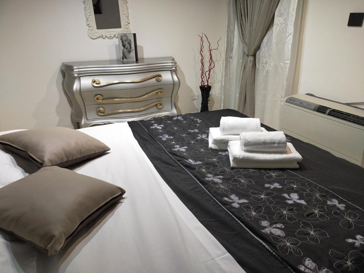 Biennale Apartment Near San Marco Венеция Экстерьер фото